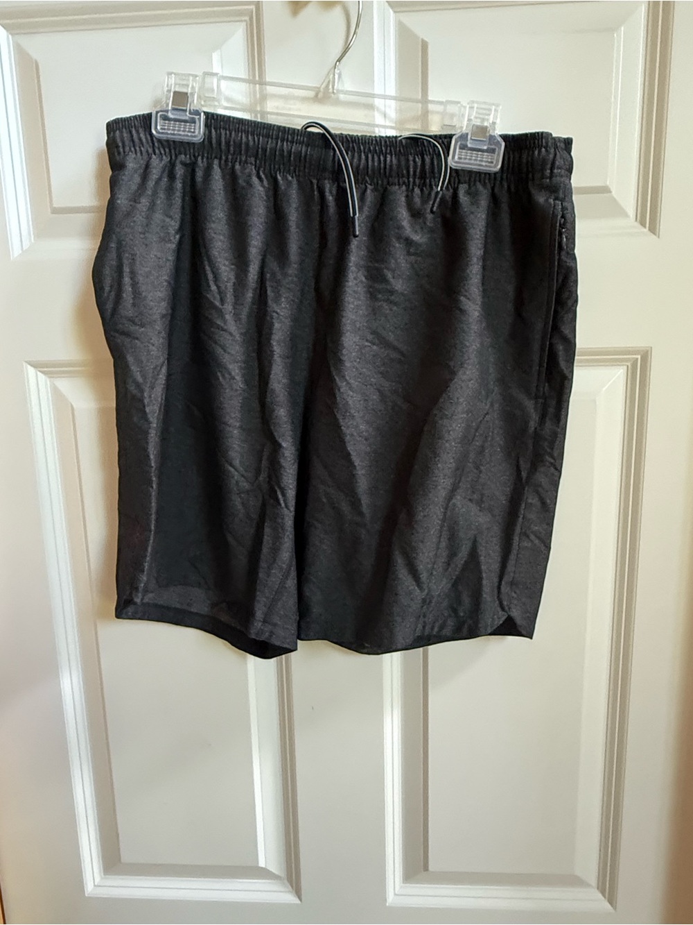 Rhône Men's dark grey  Athletic Drawstring Shorts size M 7" inseam like new